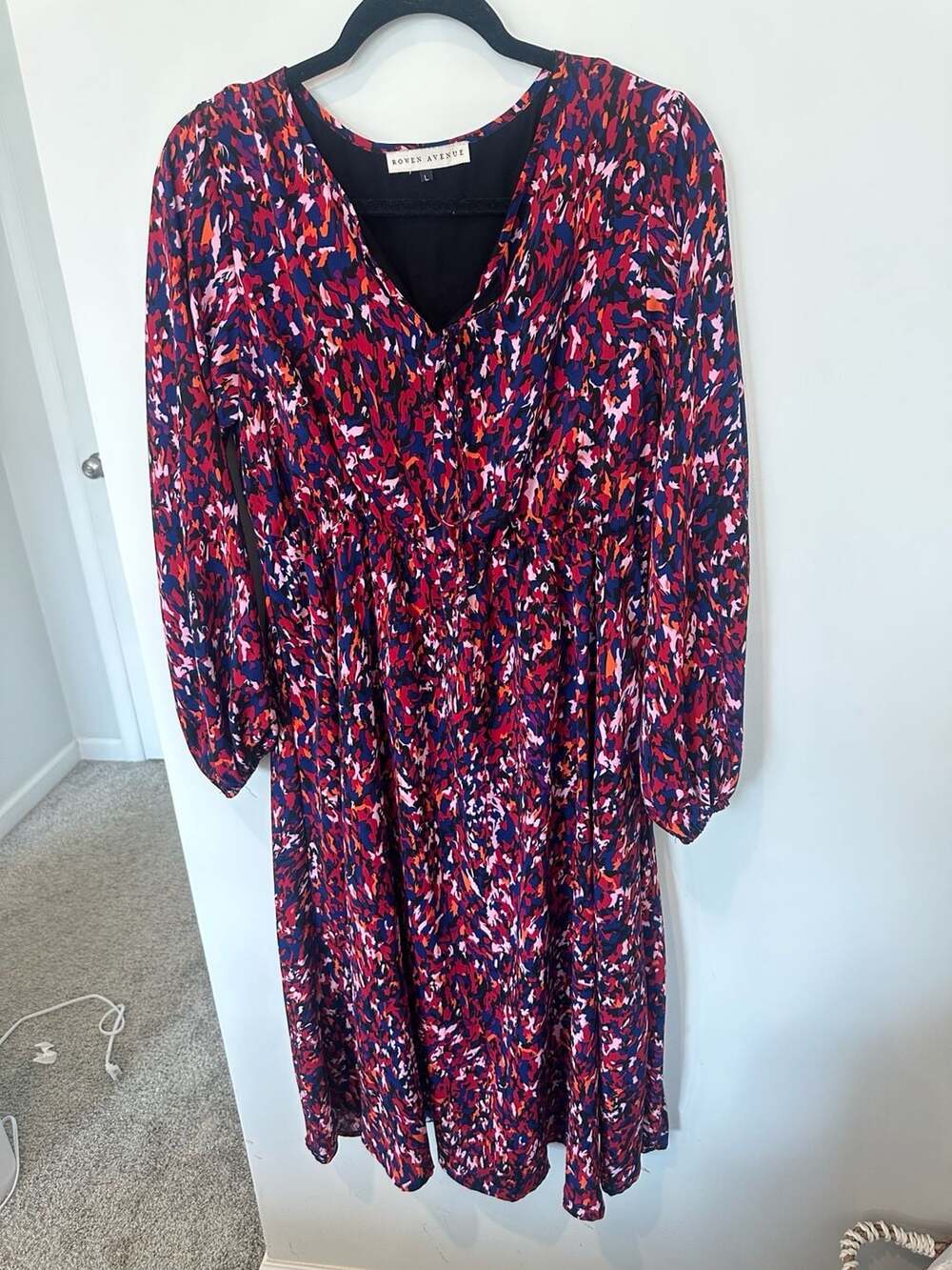 Rowen Avenue Abstract Print V-Neck Long Sleeve Midi Dress Size L